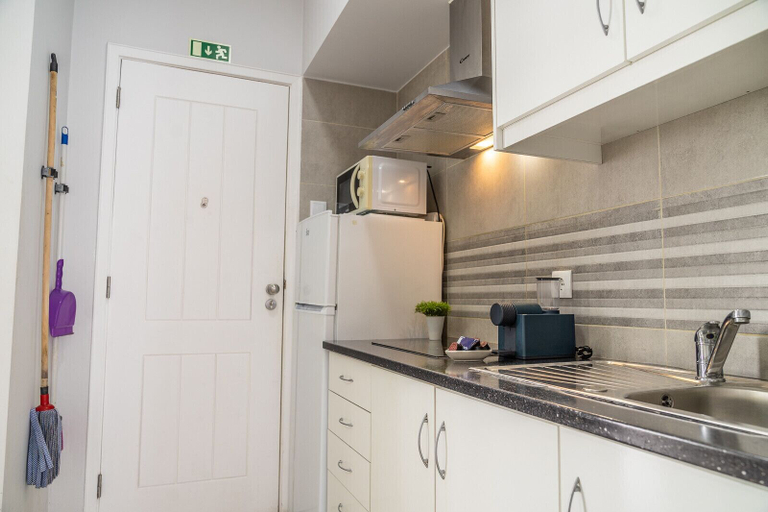 Room 4, Mar Alta - Gamb a, Peniche