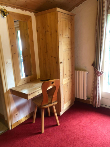 Others 3, Hotel la Kinkerne, Haute-Savoie