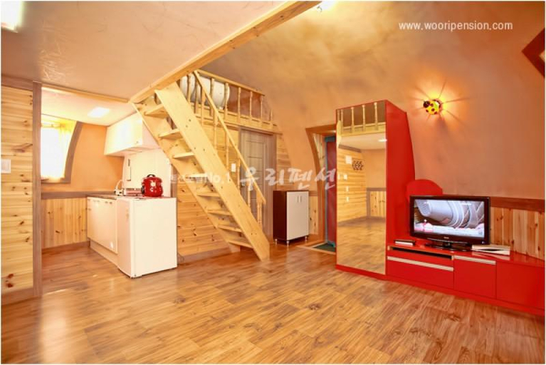 Others 2, Jeongsun Hayandom Pension, Jeongseon