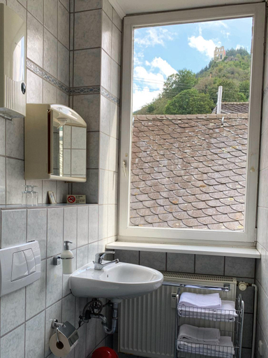 Bathroom 2, Augusta Trarbach, Bernkastel-Wittlich