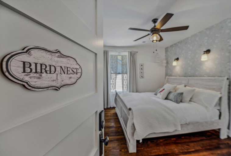 Others 4, The Grand Castalian Inn Bed and Breakfast, Morgan