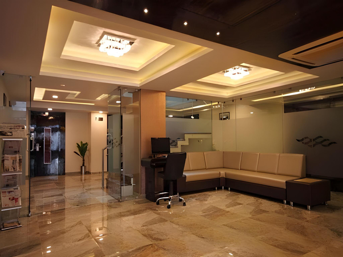 Public Area 2, Hotel Furaat Inn, Ahmadabad