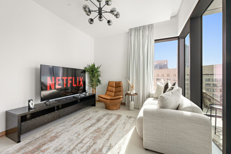 Room 5, Vida Dubai Marina - 2108 1BD, Dubai