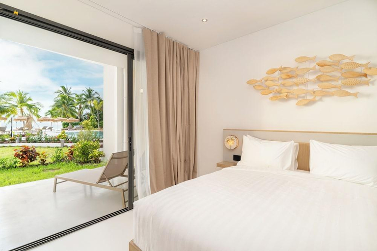 Bedroom 3, Cook's Bay Hotel and Suites