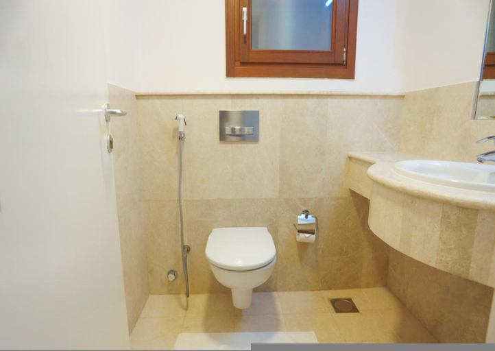 Room 5, Relaxing 2-bedroom Marina Escape, Taqah