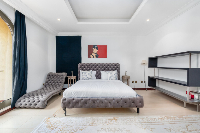 Room 5, Exclusive 4BR Villa w Private Pool Beach, Dubai