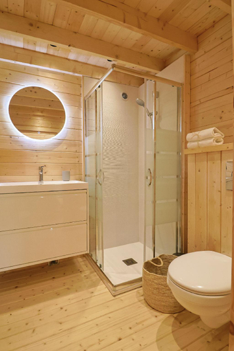 Bathroom 2, chalet Arena, Corse-du-Sud
