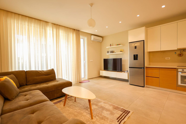 Room 3, Sanpietro Vacation Apartment 034, Durrësit
