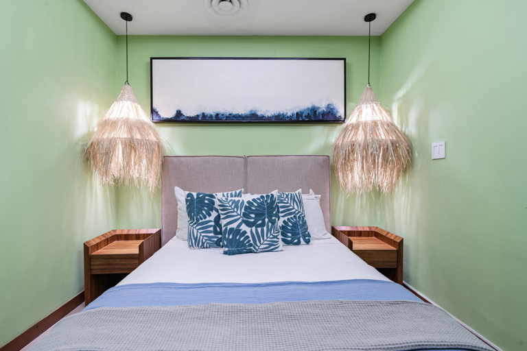 Room 4, Gorgeous Condo With Pool and Balcony, Puerto Vallarta