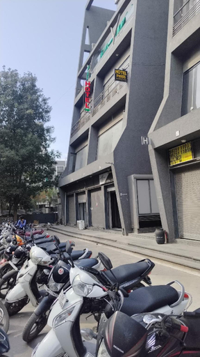 Exterior & Views 2, Hotel Paris Plaza, Ahmadabad