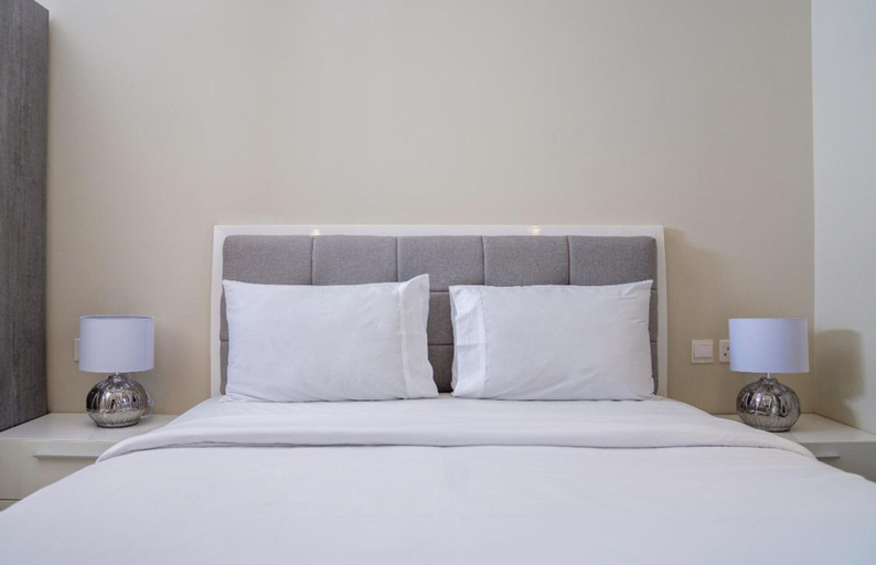 Room 2, Chic Pool-view Studio With Balcony, Taqah