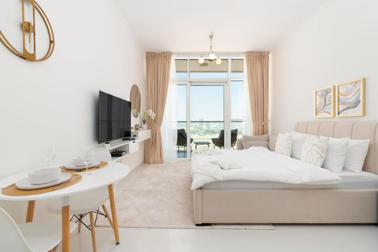 Room 2, Elegant Studio at Damac Hills Carson B, Dubai