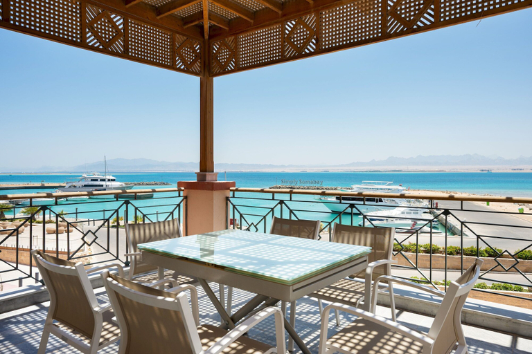 Room 3, Vesta - Luxury APT - 3BR - Marina Soma Bay, Safaja