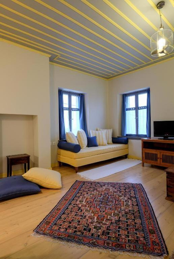 Bedroom 3, Kyriaki Guesthouse Suites, Central Greece
