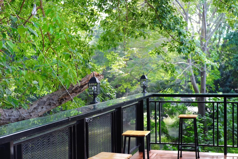 Others 3, Rimnamresidence, Muak Lek
