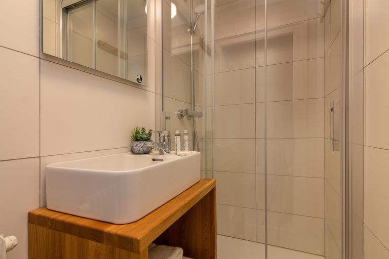 Bathroom 4, Chalet Dava La Via ski in ski out, Haute-Savoie