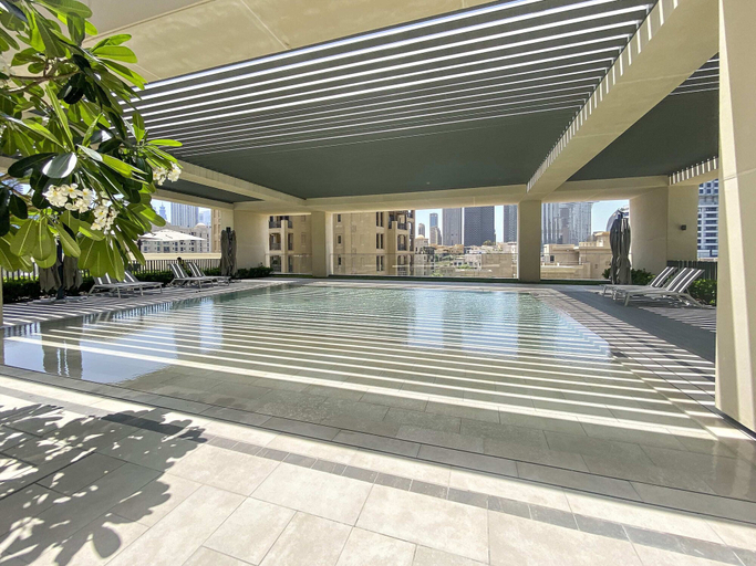 Room 5, Silkhaus Elegant Downtown Premium Tower w Pool, Dubai