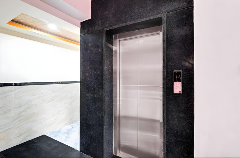 Others 5, Hotel Karnataka Suites, Bangalore