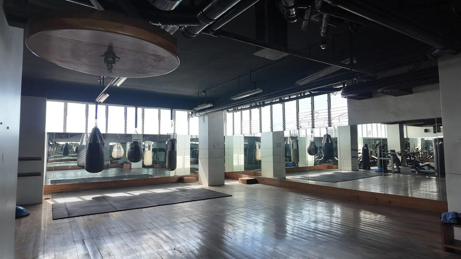 Gym/fitness 3, Queensland Manor Condominium Deluxe Suite, Cebu City