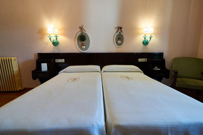 Bedroom 3, Hotel Bahia, Baleares