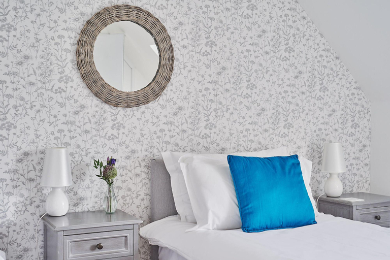 Bedroom 2, The Lansdowne Guest House, Gloucestershire