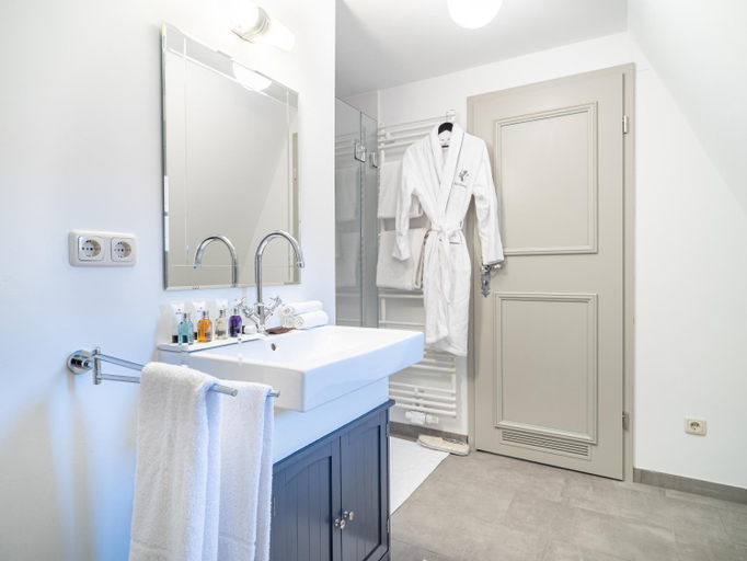Bathroom 3, Schloss Frankenberg, Neustadt an der Aisch-Bad Windsheim