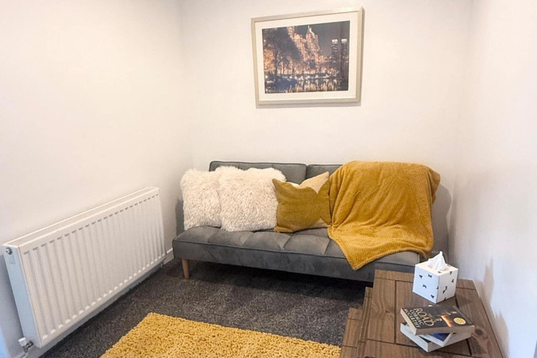 Living area, Pet Friendly 1-bed Flat, Sleeps 3 With Parking, South Tyneside