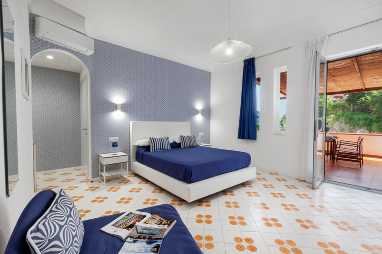 Others 3, Estate4home - Ondine, Salerno