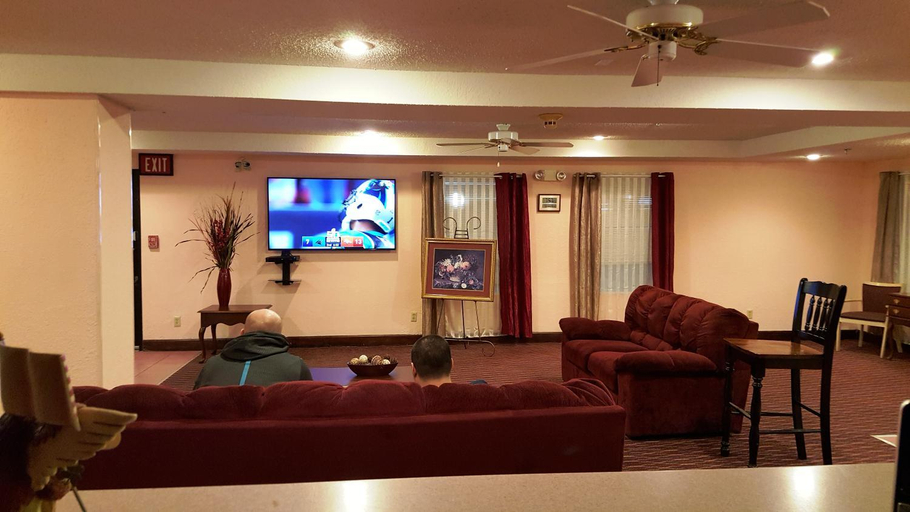 Public Area 2, YurZzz Inn, Appling