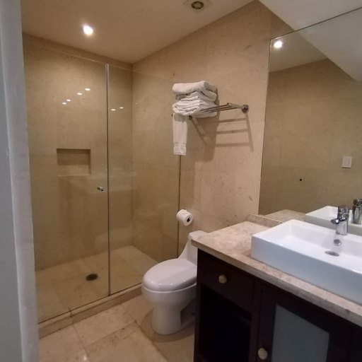 Room 2, Arquimedes Grey I Cozy 1BR in Polanco, Mexico City