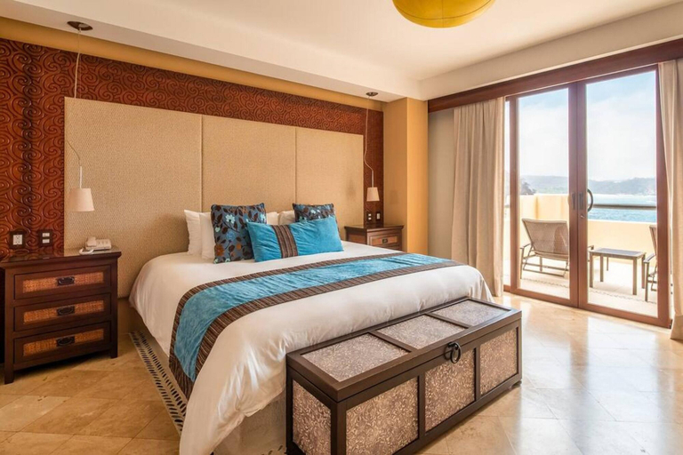 Room 3, Celeste Curamoria Collection 2BD Ocean View, Dist. Pochutla