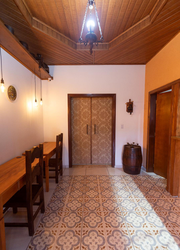 Public Area, Pousada Central, Araçariguama