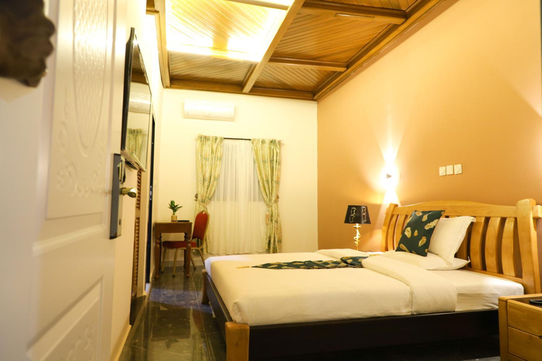 Bedroom 3, United Hotel Balessing, Menoua