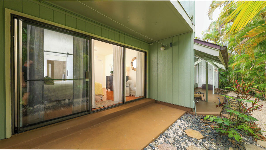 Room 4, Hale H Omaka in Princeville, Kauai