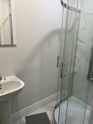 Room 3, Marmora Hideaway - Peaceful Cottage w Wi-fi Clearwater, Hastings