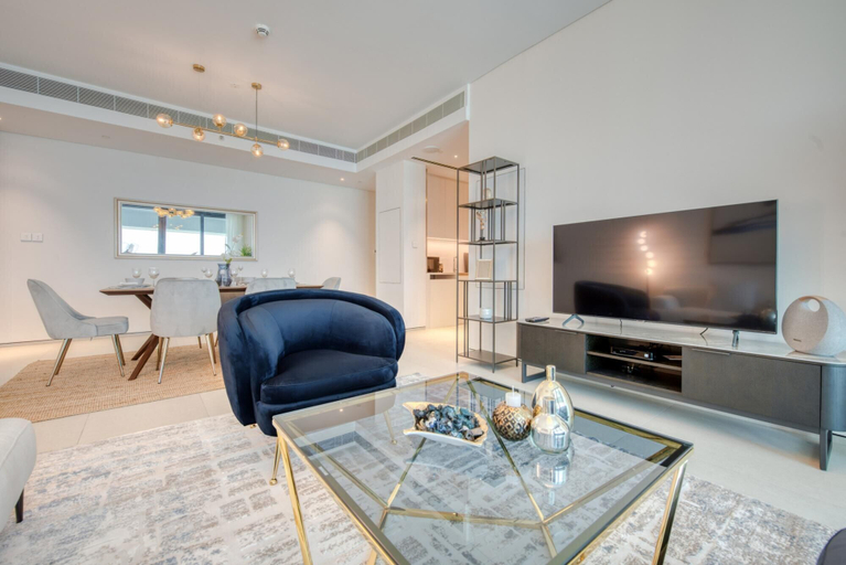 Room 4, Luxury Sea View 3BR Maid Apt at the Address JBR, Dubai