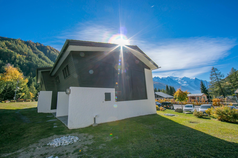 Room 3, Chalet Charpoua in Le Tour Argenti re, Haute-Savoie