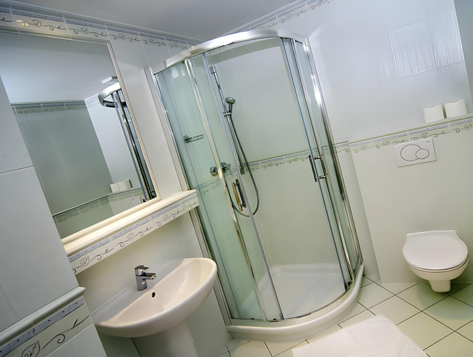 Others 5, Hotel Lucivna, Poprad