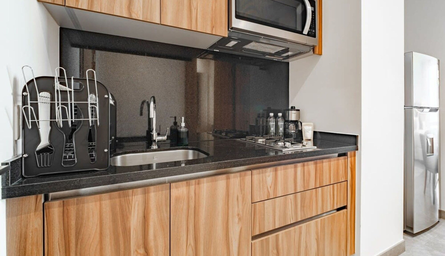 Room 2, Luxurious Studio Near Reforma - Pool - Gym - Sauna, Mexico City
