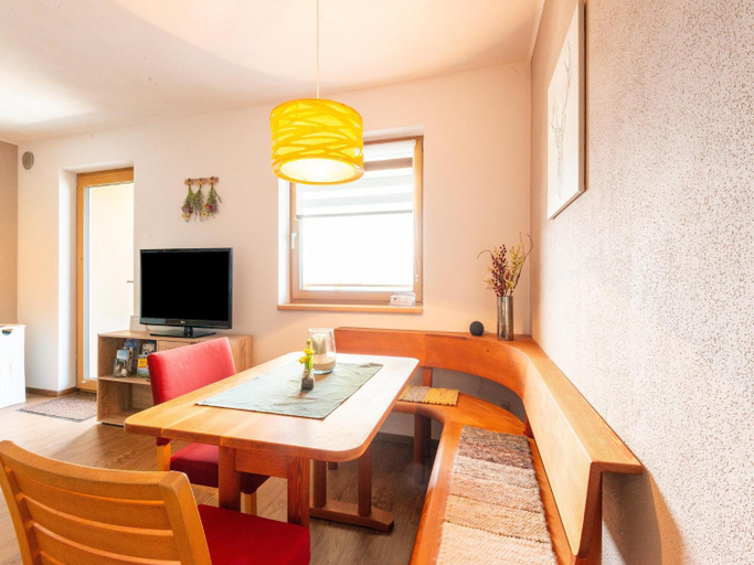 Others 2, Apartment in Distelberg near Ski Slopes, Schwaz