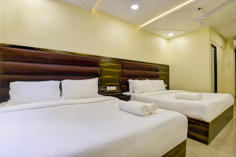 Others 2, deluxe hotel a/c room, Mumbai City