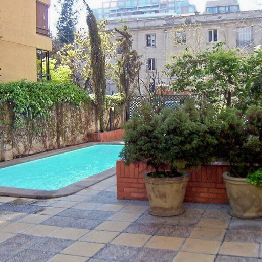 Room 4, Carmencita St I Classic 1 Bedroom Apartment in El Golf, Santiago
