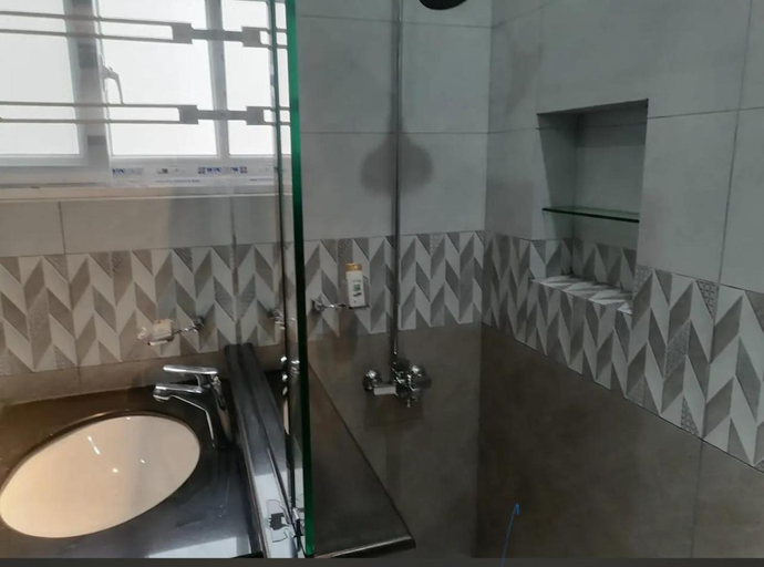 Bathroom 2, Family lodges, Islamabad
