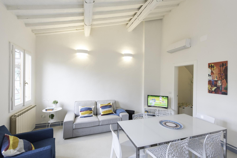 Room 5, Faenza 73 in Firenze, Florence