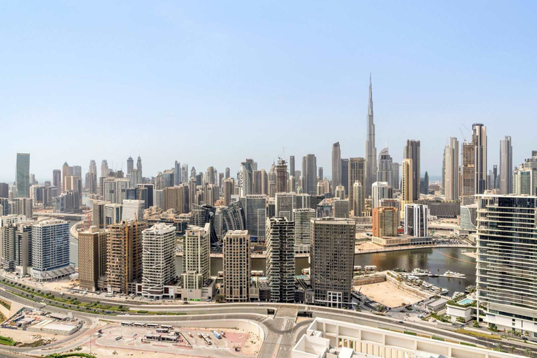 Room 2, Amazing 2BR in Business Bay With Full Burj View, Dubai