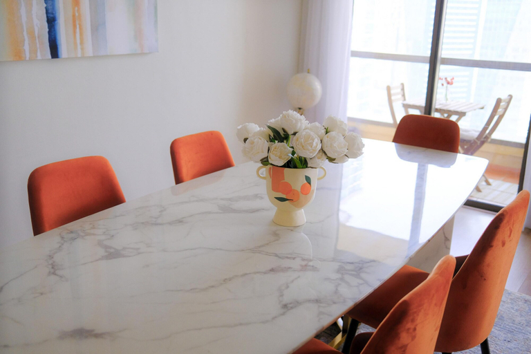 Room 4, 2BR Escape With Panoramic Marina Views in JBR, Dubai