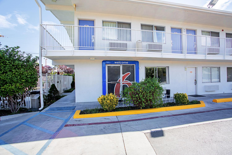 Exterior & Views 1, Motel 6 Prescott, AZ, Yavapai