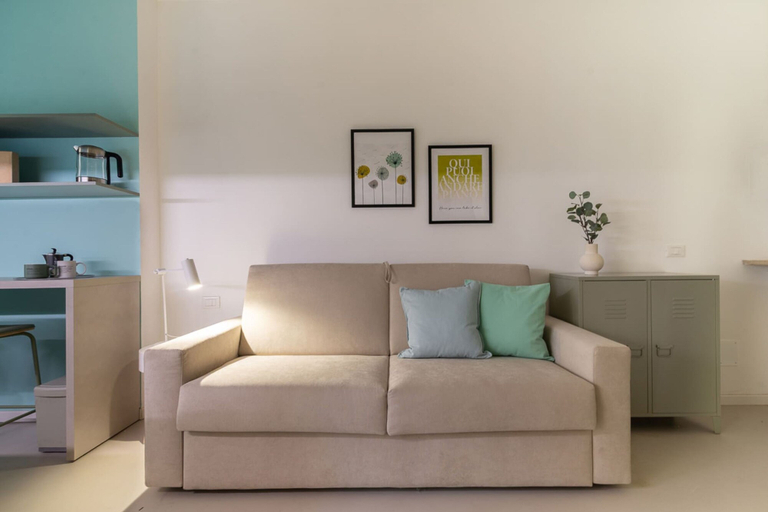 Room 2, w Refined 1BR Steps From Milan s Cultural Core, Milano