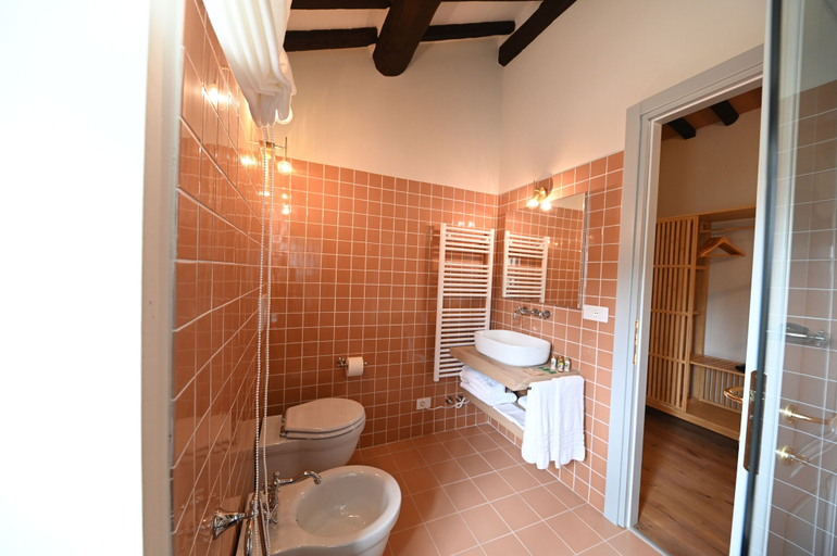 Bathroom 2, Lodge dello Scoiattolo, Lucca