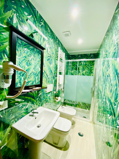 Others 5, Milazzo Suites, Rome